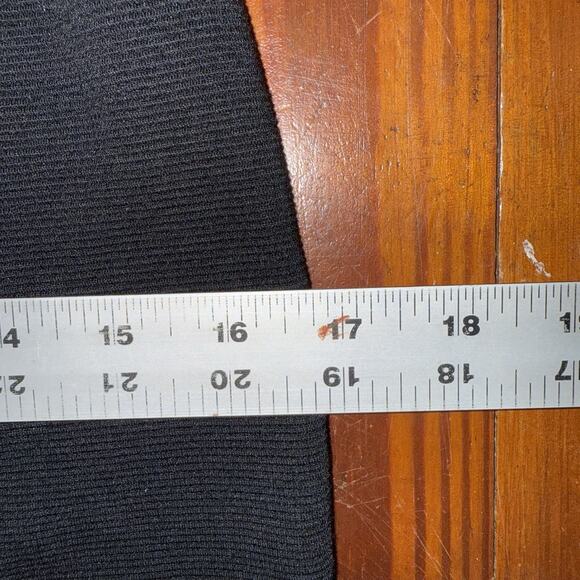 Barney’s New York Vintage LBD Zipper Back Cinch Waist Office To Evening Classic - Picture 9 of 9